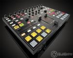 Диджейский контроллер Novation Twitch