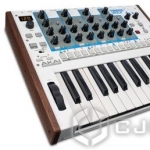 Akai Timbre Wolf и Tom Cat