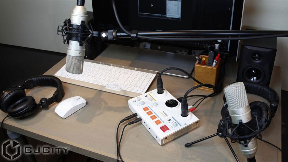 Новый аудиоинтерфейс Tascam Ministudio