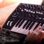 полумодульный синтезатор Arturia MiniBrute 2