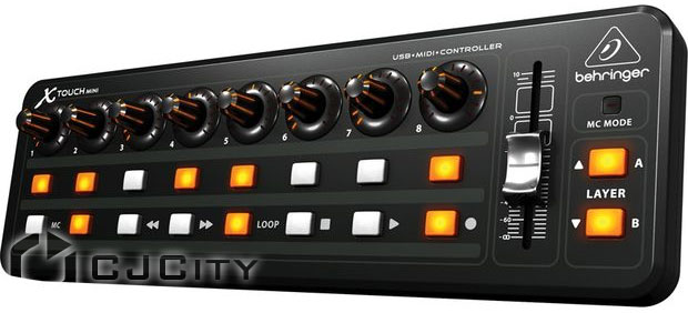Behringer X-Touch Mini